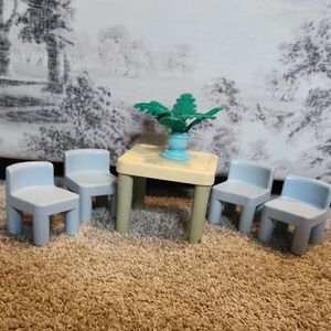 Dollhouse Play Table and Chairs Set with Plant